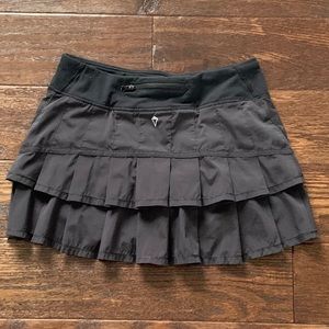 black ivivva skirt